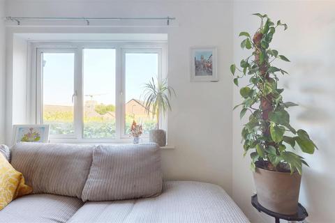 2 bedroom flat for sale, County Street, Totterdown, Bristol