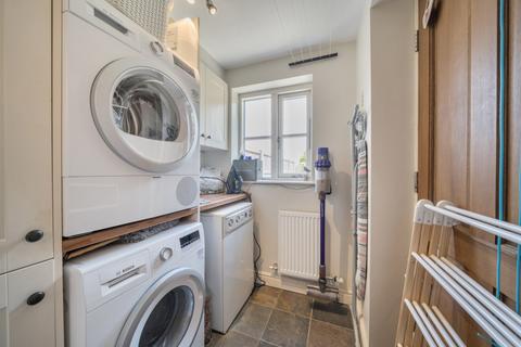 62b High Street, Caythorpe, Grantham, NG32 3DN
