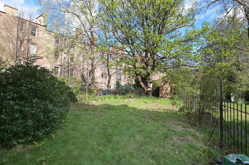 MFL5244336 162.jpg