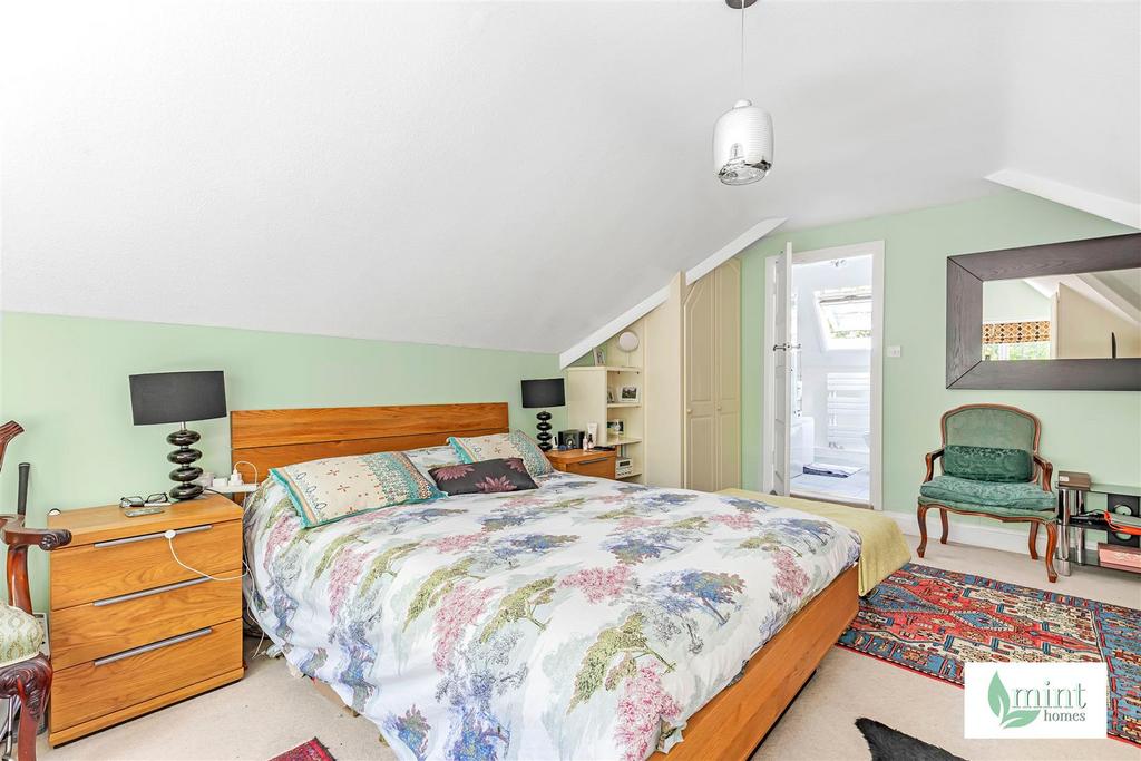 Mint homes-100 rivey lodge-kt14  7 .jpg