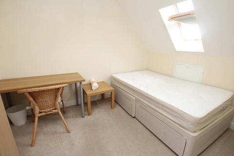 5 bedroom terraced house to rent, Wider Mead, Stoke Gifford BS16