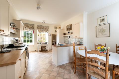 6 bedroom detached house for sale, The Slade, Fenny Compton, Southam, Warwickshire, CV47