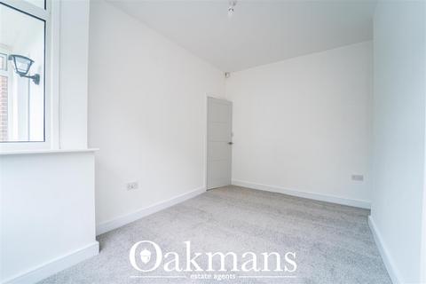 3 bedroom semi-detached house for sale, Kingsway, Oldbury