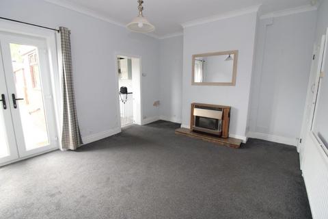 3 bedroom terraced house for sale, Summer Lane, Wombwell, Barnsley