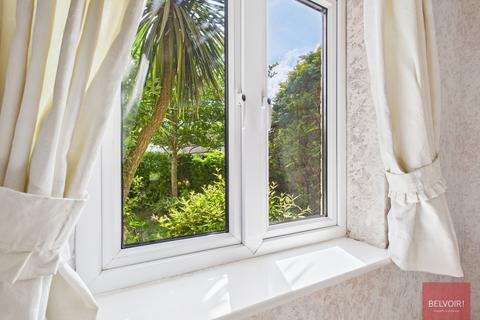 1 bedroom flat for sale, Maxime Court, Sketty, Swansea, SA2