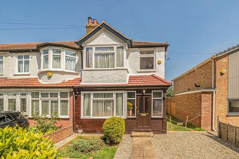 3 bedroom end of terrace house for sale, Ravenswood Avenue, Surbiton KT6