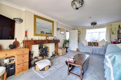 4 bedroom detached house for sale, Standard Hill, Ninfield, Battle