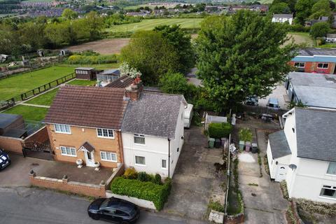 undefined, Chesterfield S42