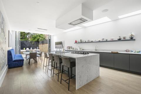 6 bedroom end of terrace house to rent, Quarrendon Street, London, SW6
