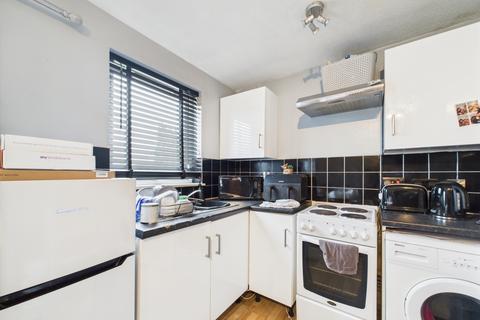 undefined, St Peters Close, Cheltenham, Gloucestershire, GL51