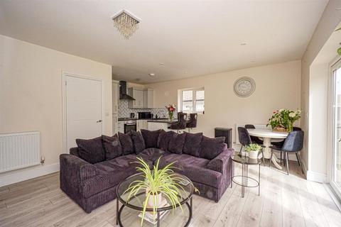 undefined, Ironlatch Avenue, St. Leonards-On-Sea