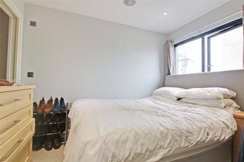 1 bedroom flat for sale, Magna West, West Byfleet KT14