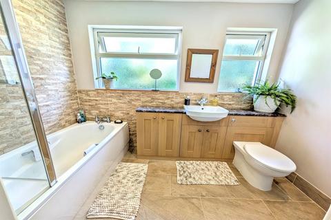 3 bedroom detached bungalow for sale, Winterborne Kingston