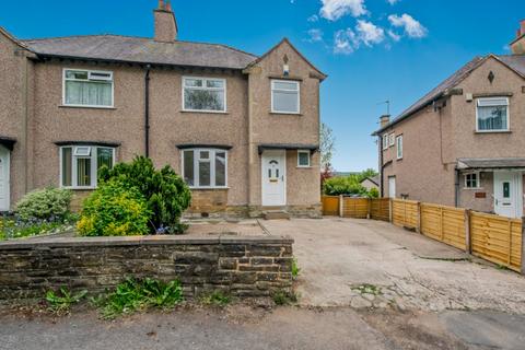 4 The Oval, Bradford, BD8 0AU