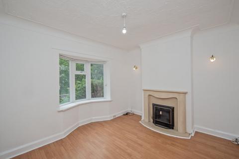 4 The Oval, Bradford, BD8 0AU