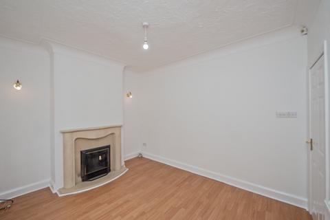 4 The Oval, Bradford, BD8 0AU