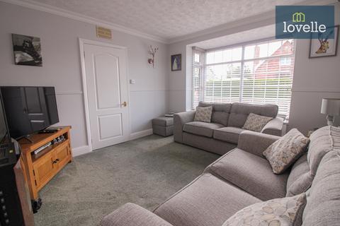 3 bedroom semi-detached bungalow for sale, Mayfield Crescent, Louth LN11