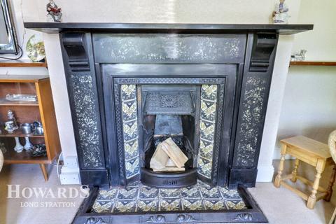 undefined, London Road, Harleston