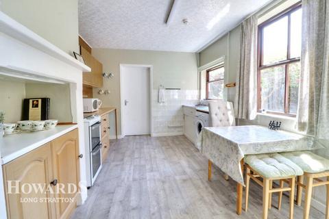 undefined, London Road, Harleston