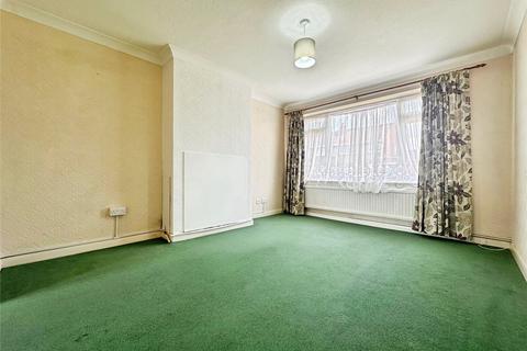 3 bedroom semi-detached house to rent, Grafton Road, Leicestershire LE11