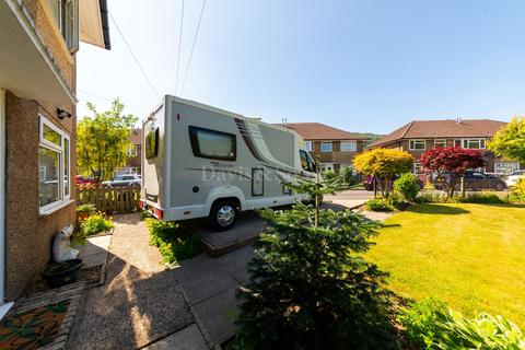 2 bedroom ground floor flat for sale, Waunfawr Gardens, Cross Keys, Newport. NP11