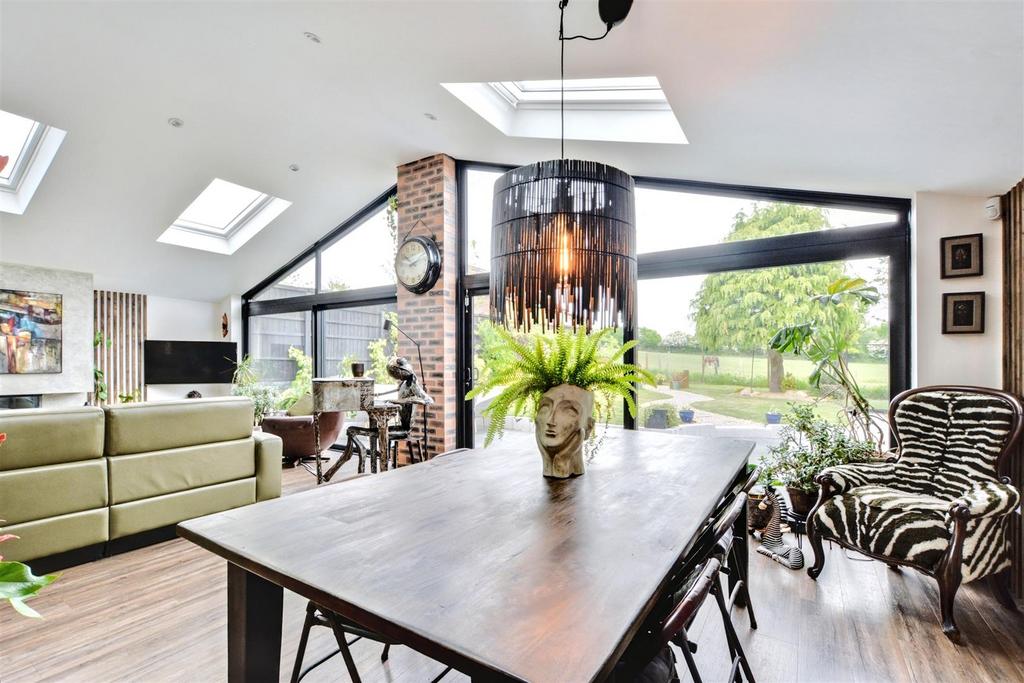 Living family dining kitchen