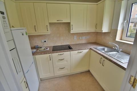 2 bedroom retirement property for sale, Glenmoor Road, West Parley, Ferndown, BH22