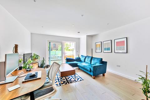 1 bedroom apartment for sale, Thonrey Close, Colindale Gardens, Colindale, NW9