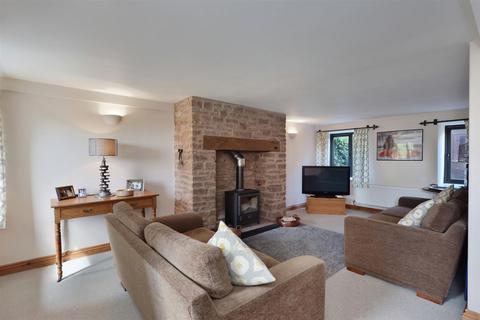 undefined, Carey, Hereford