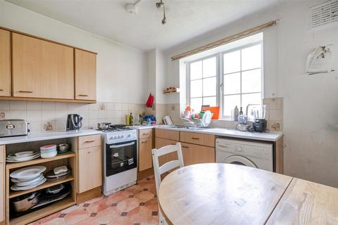 1 bedroom flat for sale, Carlton Hill, St Johns Wood, NW8