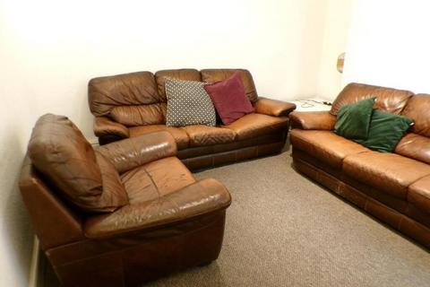 7 bedroom house to rent, Egerton Road, Manchester M14