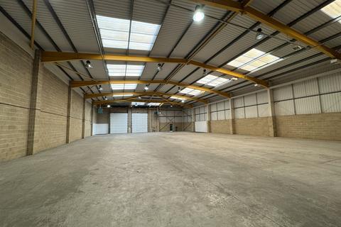 Industrial unit to rent, Unit 5 Flanders Industrial Park, Hedge End, Southampton, SO30 2FZ