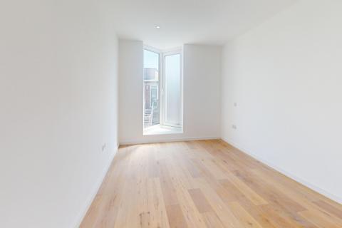 1 bedroom apartment to rent, Powell Road, London, E5