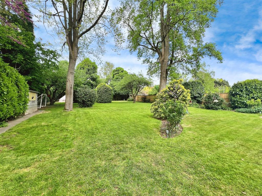 F3ace0e7-garden.jpg