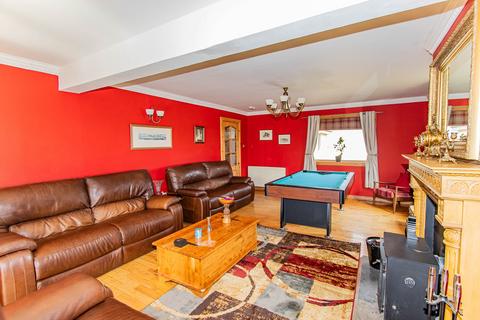 5 bedroom detached house for sale, Castletown, Thurso, Highland. KW14 8SL