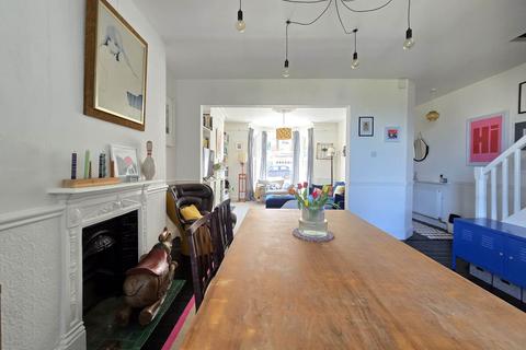 10 Lime Grove, Bideford, EX39 3JJ