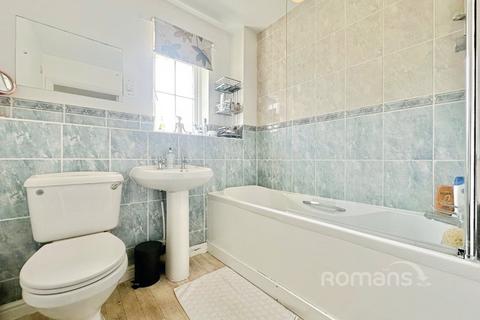 44 Britannia Drive, Beggarwood, Basingstoke, RG22 4FN