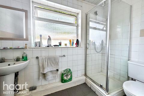 5 bedroom end of terrace house for sale, Hazelwood Road, Nottingham