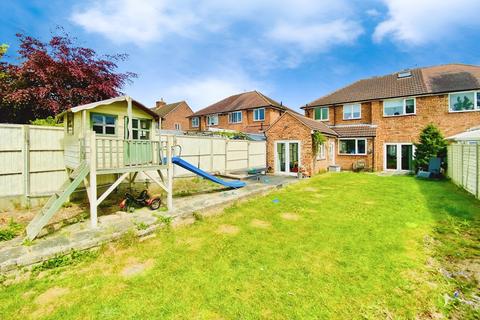 5 bedroom semi-detached house for sale, Acacia Avenue, Birstall, LE4