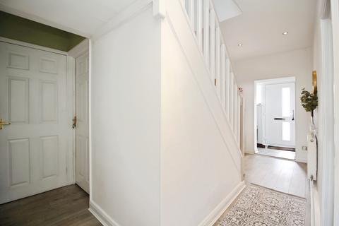 5 bedroom semi-detached house for sale, Acacia Avenue, Birstall, LE4