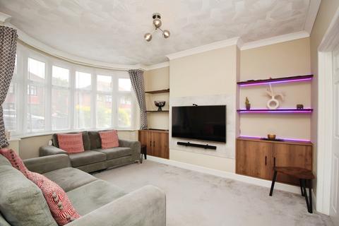 5 bedroom semi-detached house for sale, Acacia Avenue, Birstall, LE4