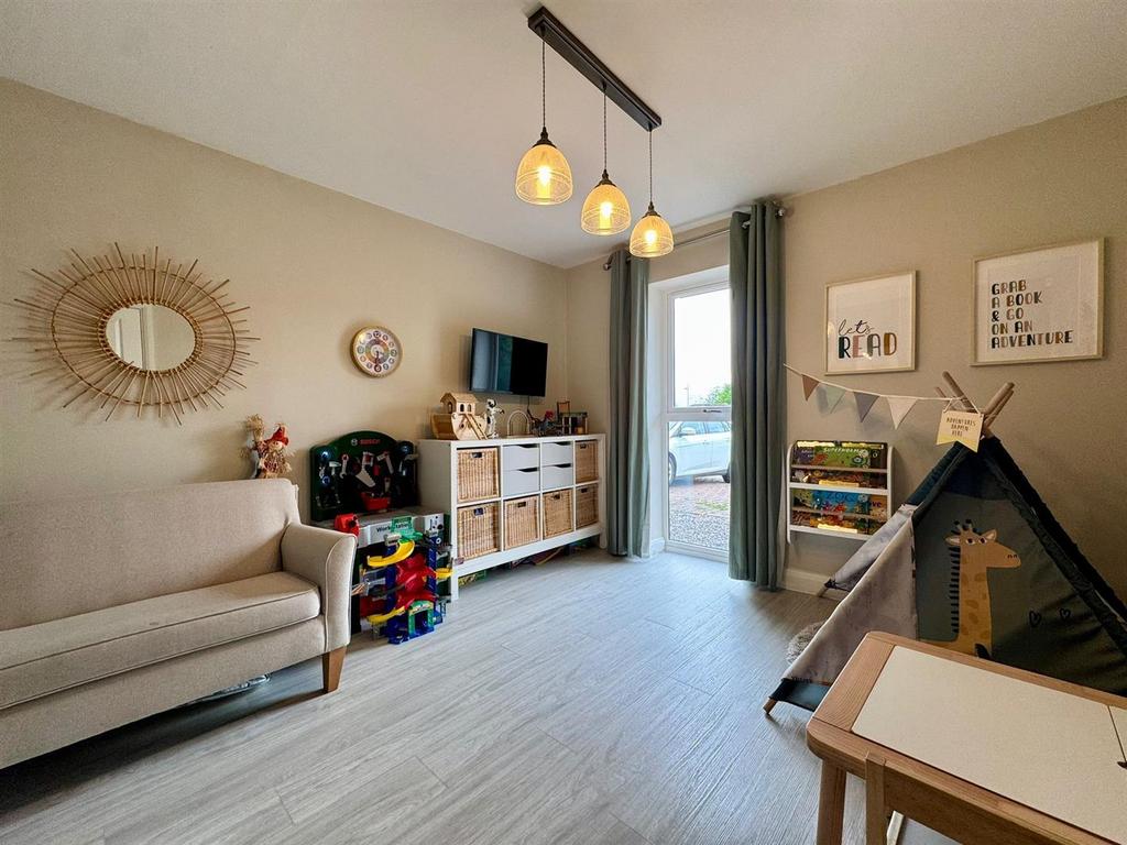 Dining/Play Room