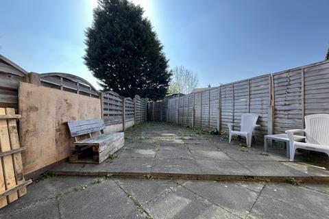 11 Ashford Road, Ashton On Ribble, Preston, PR2 1UB