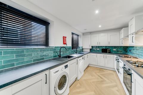 4 bedroom house share to rent, 153, Leopold Road L7