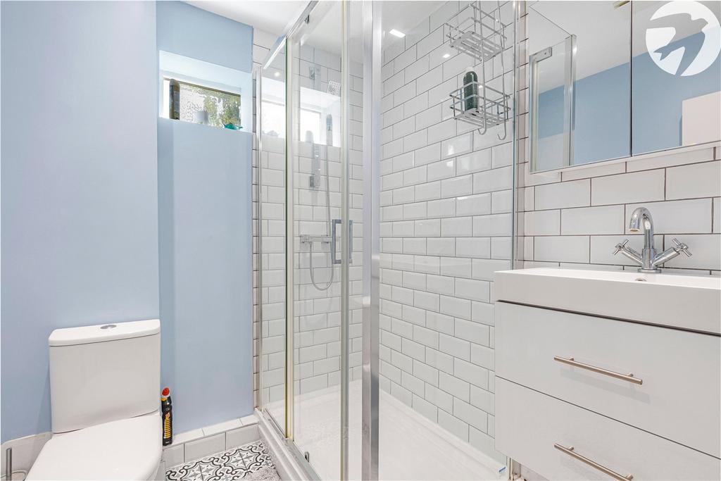 Groud Floor Shower