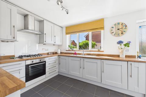 8 Kittiwake Close, Astley, Manchester, M29 7TE