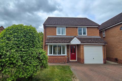 6 Bilberry Close, Attleborough, NR17 1QS