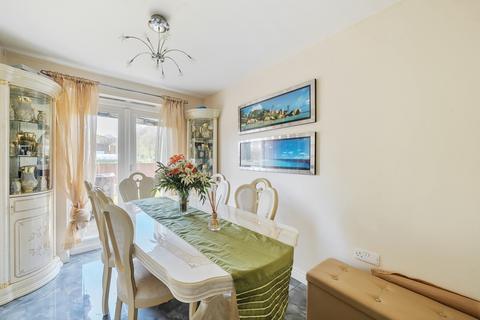 19 Dairy Square, Nottingham, NG8 3DX