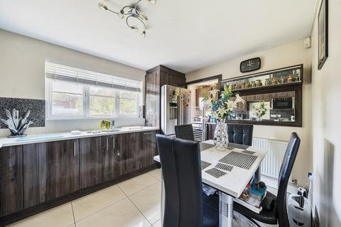 19 Dairy Square, Nottingham, NG8 3DX