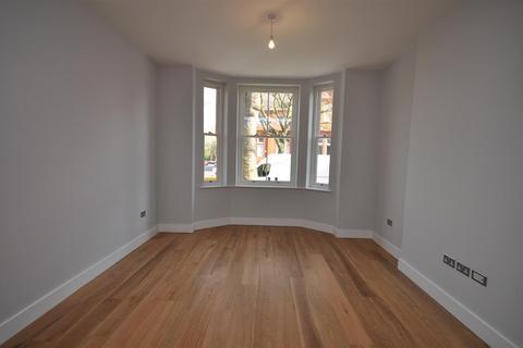 1 bedroom flat to rent, Park House, Avenue Road, Leamington Spa